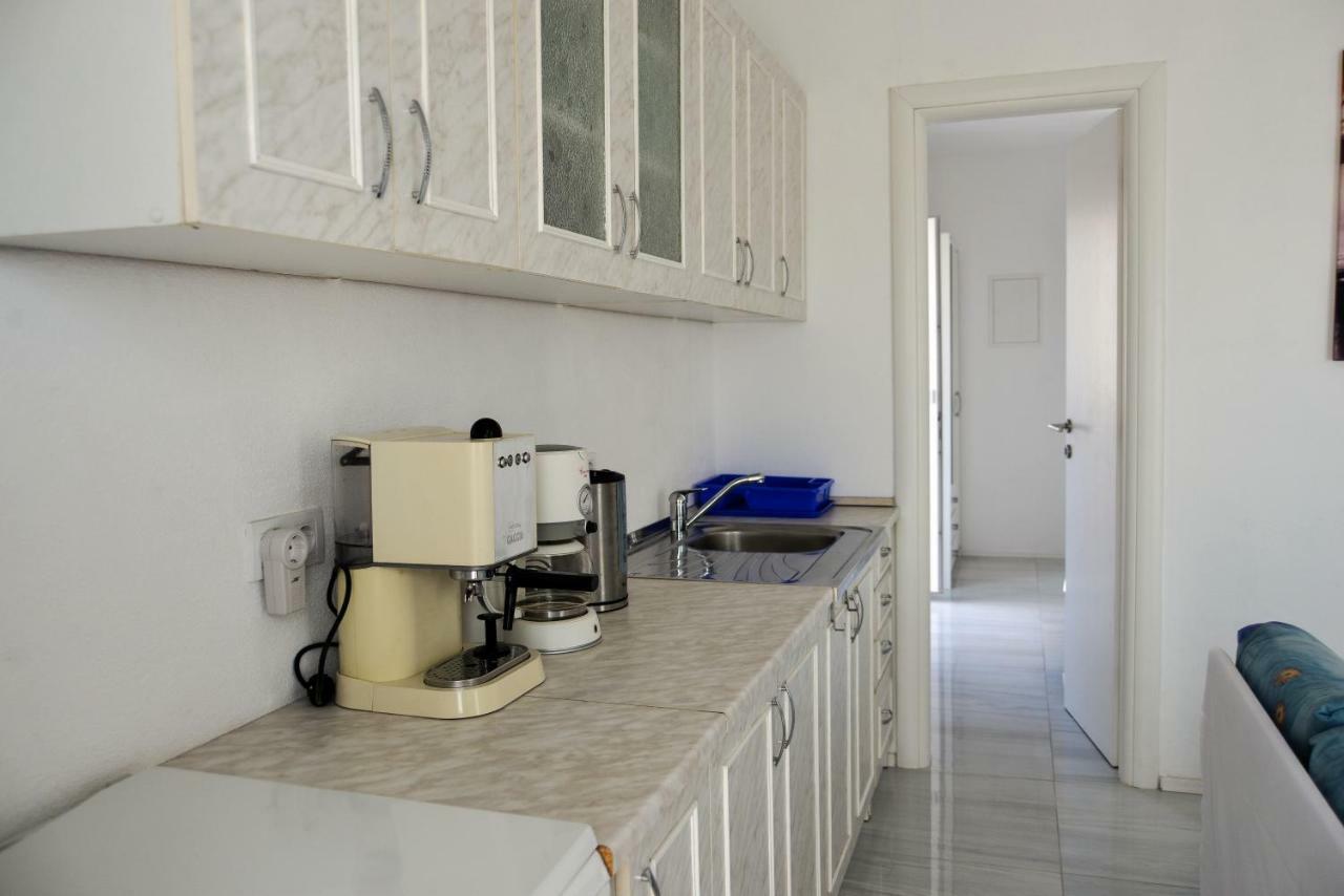 Honey Apartment Каштела Екстер'єр фото